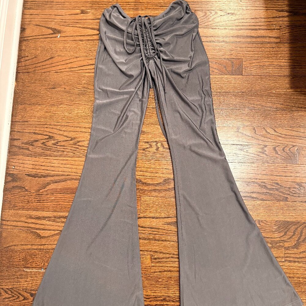 Gray Flare Scrunch Butt Sexy Leggings Pants Size Small
